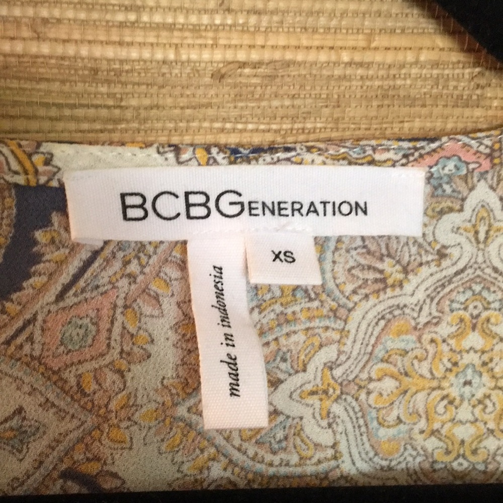 BCBGeneration Top - Picture 6 of 6